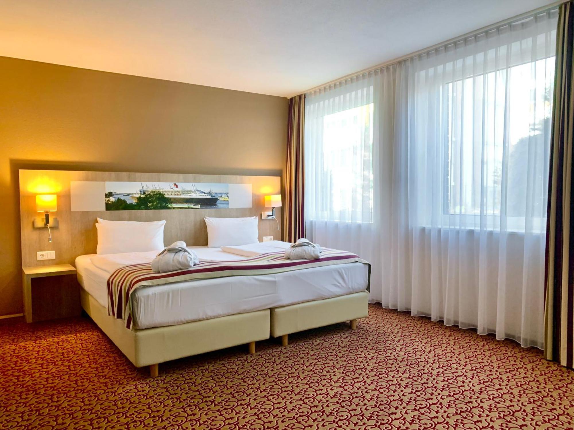 Mercure Am Volkspark Hotel 4*
